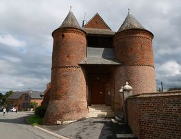 Eglise fortifiée < Archon < Aisne < Picardie - 