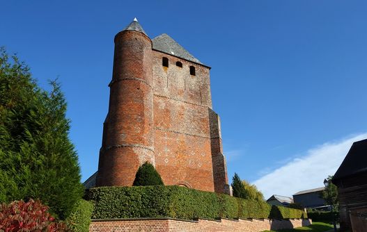 Eglise fortifiée de Prisces < Thiérache < Aisne < Picardie - 