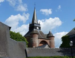 Eglise fortifiée < Parfondeval < Aisne < Picardie - 