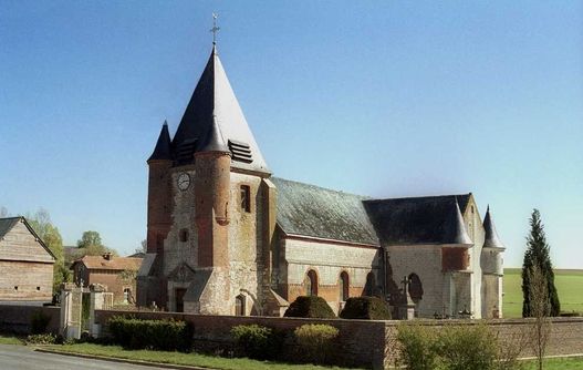 Eglise fortifiée < Noircourt < Aisne < Picardie - 