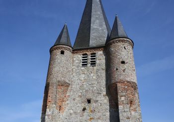 Eglise fortifiée de Fontaine-les-Vervins < Thiérache < Aisne < Picardie - 
