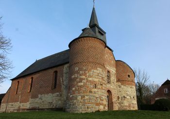 Eglise fortifiée < Bancigny < Aisne < Picardie - 
