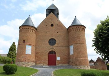 Eglise fortifée d'Esquéhéries < Thiérache < Aisne < Picardie - 